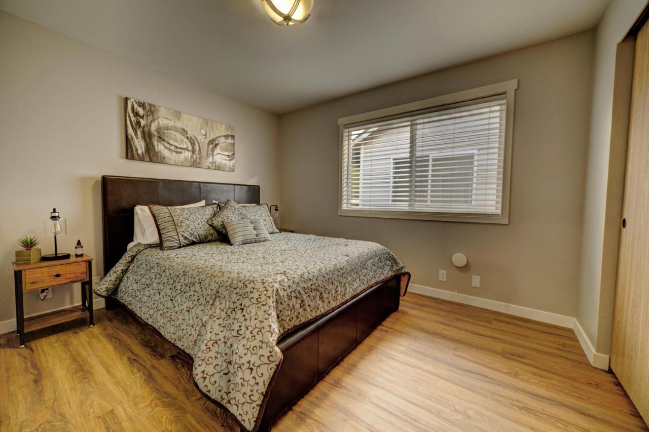 Cozy 2 Bedroom Townhouse In Northgate Seattle Exteriör bild