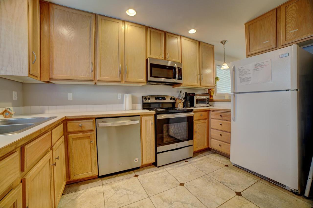Cozy 2 Bedroom Townhouse In Northgate Seattle Exteriör bild